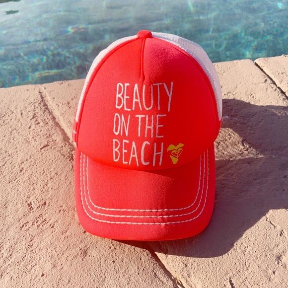 Roxy Accessories - ROXY hat!